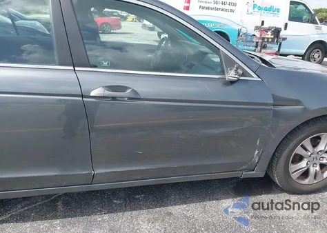 2010 Honda Accord 2.4 Lx-P из США, поврежденный, VIN 1HGCP2F45AA045401